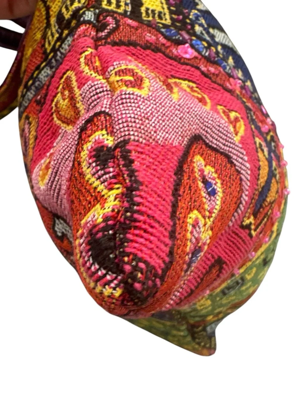 Laurel Burch reposhing this